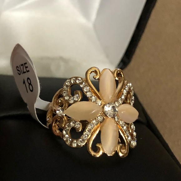 🛑2 for $20 🆕Flower Ring - Picture 3 of 7